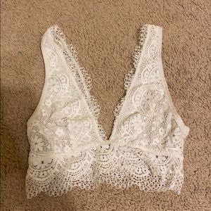 VS Silk lined Lace Bralette